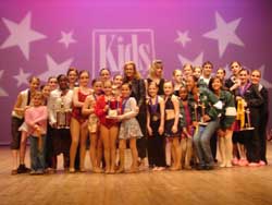 http://www.dancekar.com/Results/Gallery/regionals2006/08_BatonRouge/images/b_87_DSC01655.jpg
